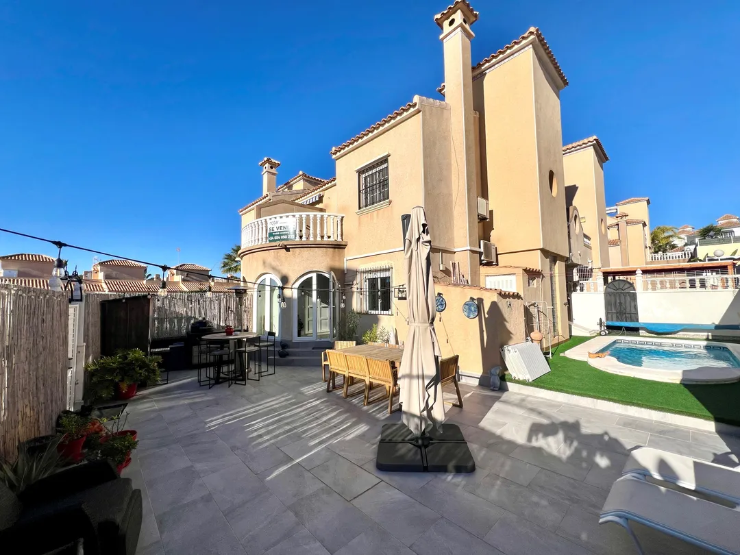 Residencial Zodiaco V - Villamartín – bild 1